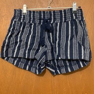 Roxy shorts